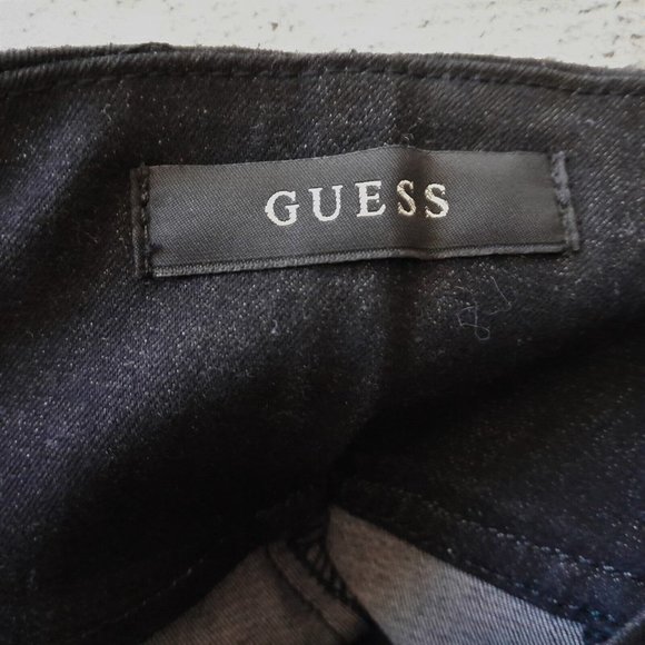 Guess High Rise Stretch Sexy Shorts Size 26 Coated Black / Vegan Leather - Picture 3 of 6